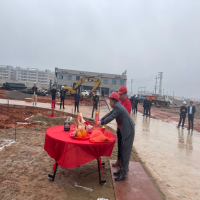 維一涂料第二生產(chǎn)基地開建動(dòng)土
